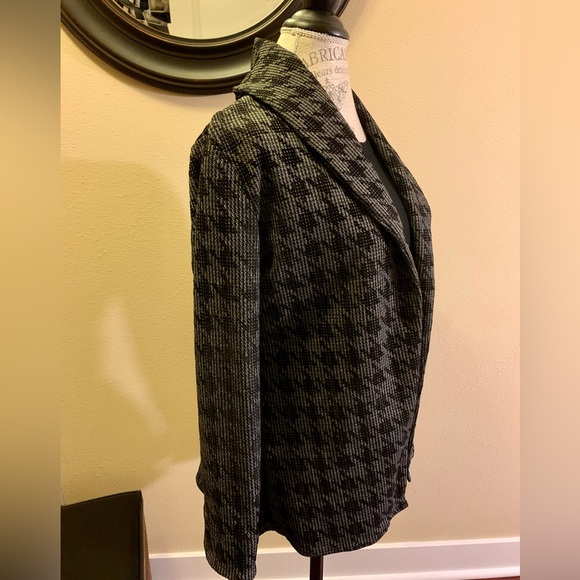 LN DARLING COLDWATER CREEK PEPLIN LONG SLEEVE JACKET. SAYS SZ XS BUT IS A SM. - Picture 3 of 8